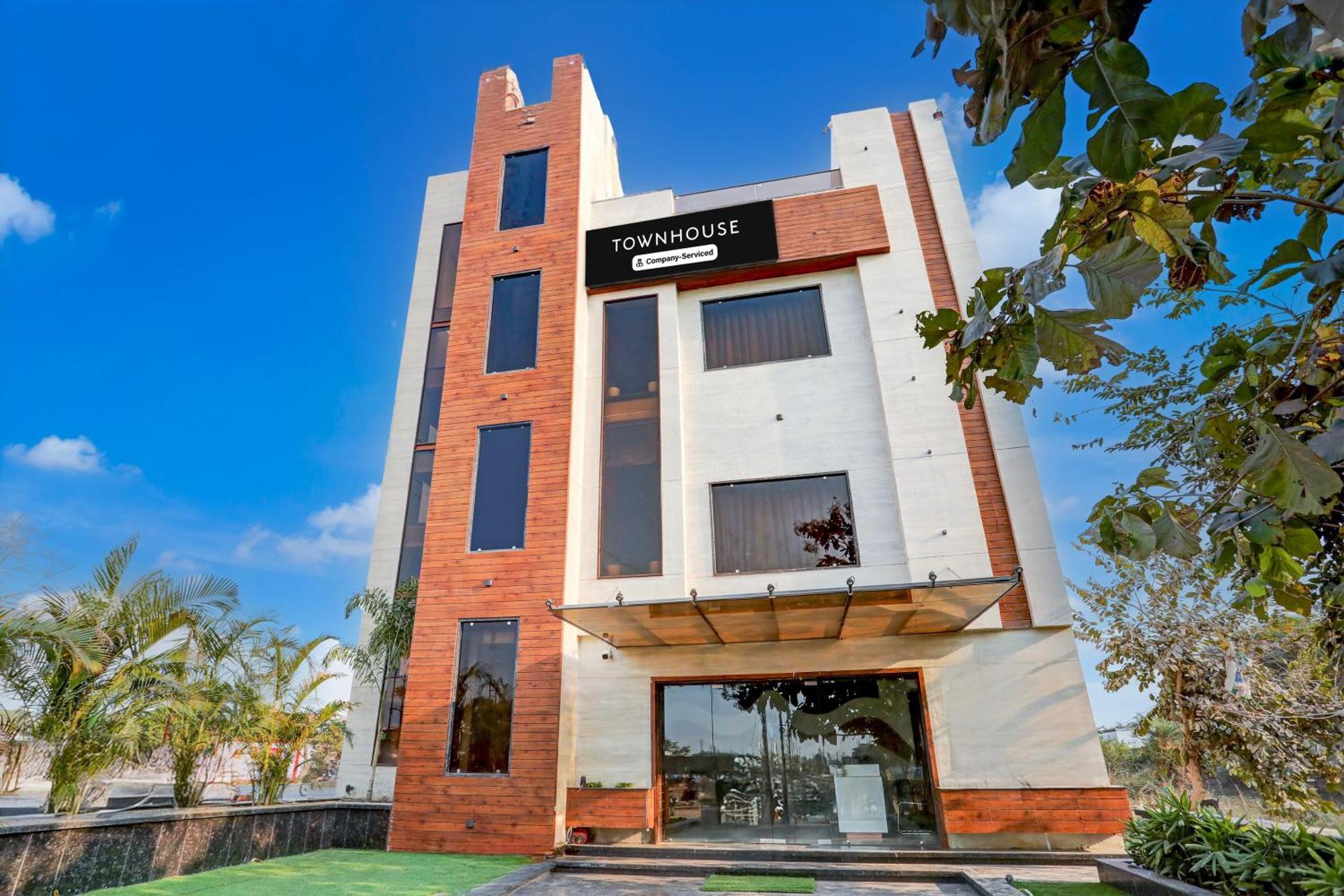Super Collection O Belgacihia Near Kolkata Railway Station Hotel กวาลิออร์ ภายนอก รูปภาพ